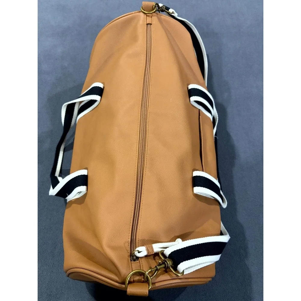 Universal Thread Duffle Bag Brown Pebbled Leather, Pockets Weekender Bag